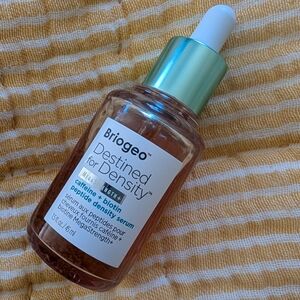 Briogeo Destined For Density MegaStrength+  Caffeine + Biotin Peptide Serum